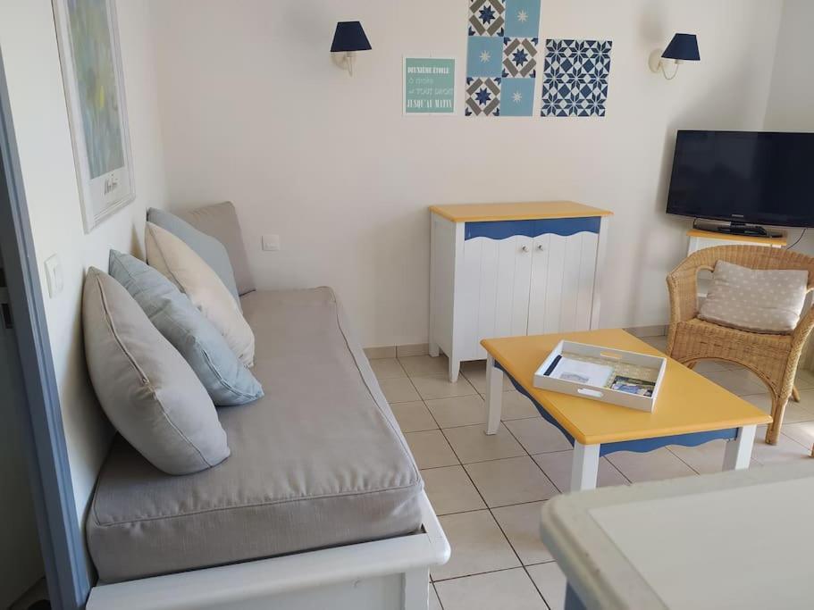 Charmante Maison De Vacances Avec Acces Piscine Talmont-Saint-Hilaire Ngoại thất bức ảnh